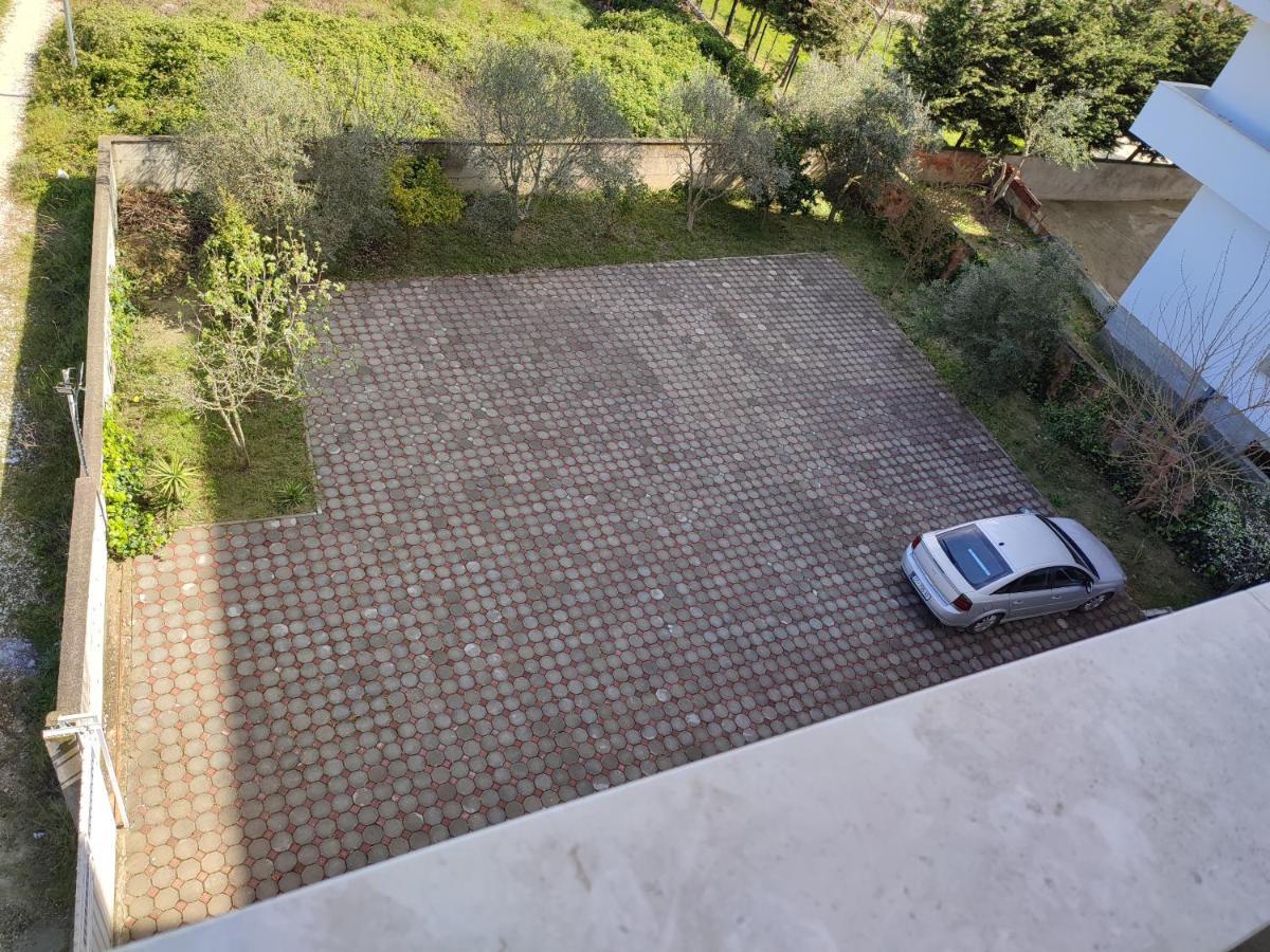 Sabi Apartment Golem Qerret Экстерьер фото